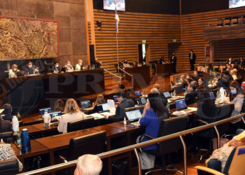 La disputa por la boleta única y el regreso a la “colimba” en debate de la Legislatura