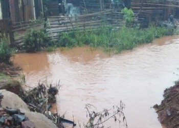 Oberá: asistieron a familias afectadas por las abundantes lluvias