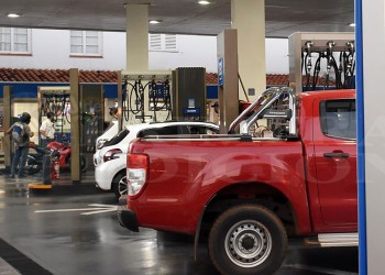 Faltante de combustibles: piden urgente intervención del Gobierno