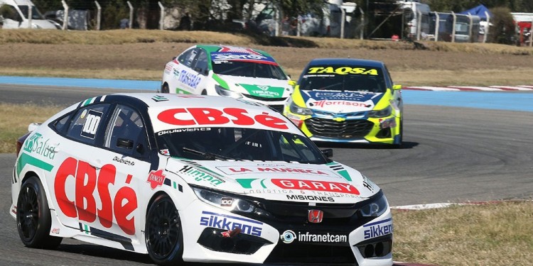 A PLENO. El Honda Civic de Okulovich fue repasado por completo.