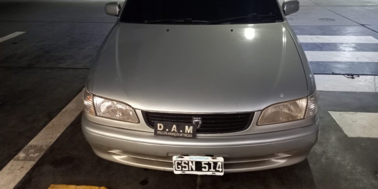 ZONA. El vehículo paraguayo fue interceptado en inmediaciones de una estación de servicio de López y Planes.