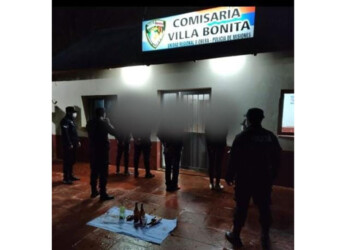 Cuatro jóvenes fueron detenidos en Villa Bonita por agredir a policías