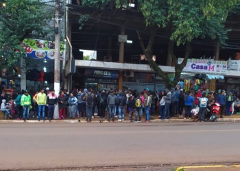 Protestan en Eldorado para pedir la liberación de una mujer detenida
