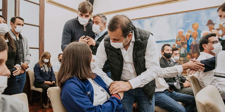 AYUDA. Los fondos serán utilizados para ampliaciones, remodelaciones, mejoras en los distintos establecimientos y obras con fines sociales.