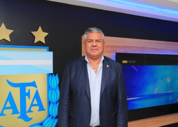 Poder total: “Chiqui” Tapia manejará la Liga Profesional hasta 2024