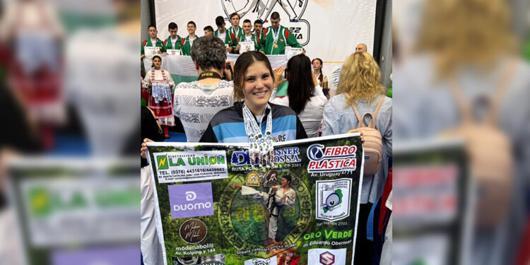 CON SUS MEDALLAS. Gisela, en la premiación de la competencia.