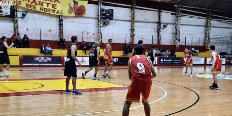 TRIUNFO. Tokio Amarillo ganó y le pisa los talones a los líderes. (Gentileza Misiones Básket)