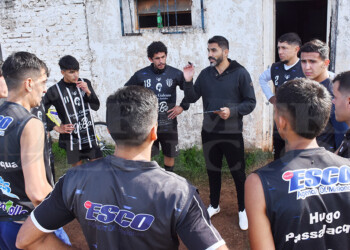 Eluchans asumió en Atlético Posadas: “Arrancamos de cero”