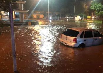 Temporal de lluvia y granizo causó destrozos en varios municipios