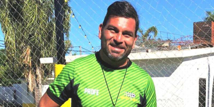 NUEVO DT. Rolando Ricardone asumirá recién mañana al frente del Colectivero. (Foto gentileza Entretiempo.com)