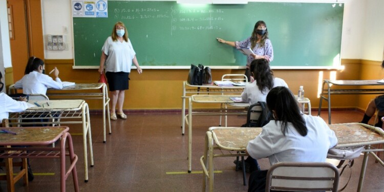 EXTREMOS. Aunque no es el caso de la mayoría, advierten que hay alumnos con más de diez materias pendientes.