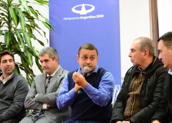 Herrera Ahuad comprometió ayudas para quienes queden sin trabajo por el cierre del aeropuerto de Posadas