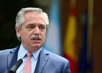 Alberto Fernández acusó a las provincias fronterizas de “dejar escapar el gasoil”