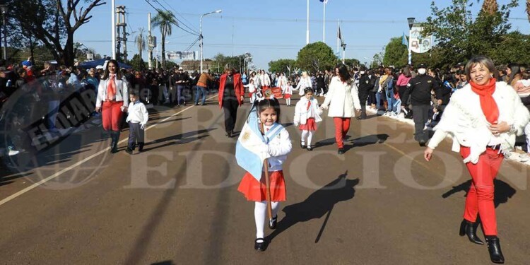 Candelaria celebró el acto oficial por el Día de la Bandera