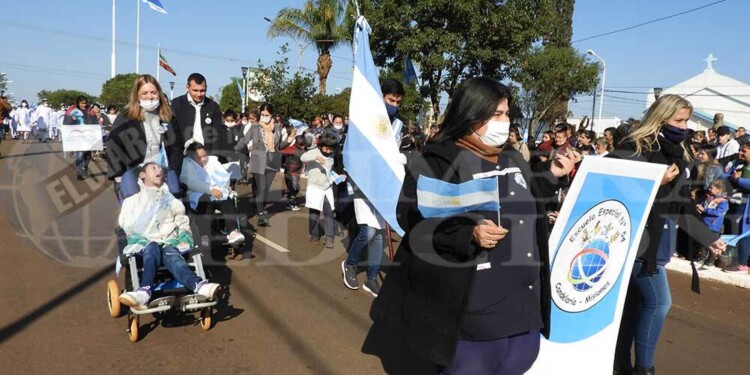 Candelaria celebró el acto oficial por el Día de la Bandera