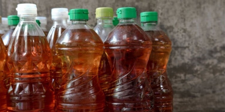 ECONOMÍA CIRCULAR. La empresa además fabrica jabones, detergentes y biocombustible con los aceites recolectados./Foto ilustrativa