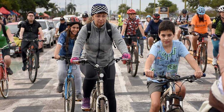 Concurrida bicicleteada en Posadas por el Día Mundial de la Bicicleta y el del Medio Ambiente