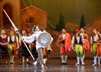 Los abuelos disfrutaron a pleno del preestreno del Quijote