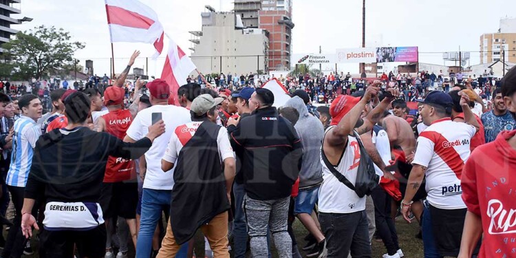 Galería: video y fotos de la fiesta por Guaraní campeón