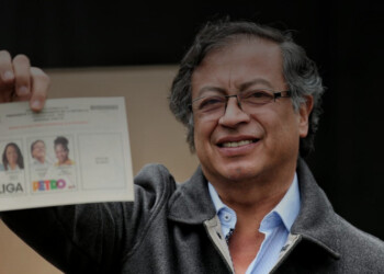 Gustavo Petro es el nuevo presidente electo de Colombia