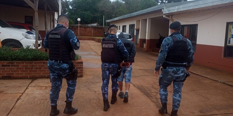 “KOKI” TEXEIRA. El sospechoso detenido el viernes de la semana pasadas fue trasladado ayer a indagatoria ante el juez Alarcón.