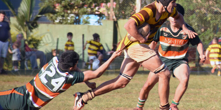ATRACTIVO. El clásico entre Lomas y Tacurú se jugará hoy en cancha del “Camaleón” por el Torneo Regional B.