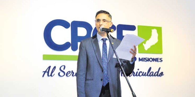 IMPORTANCIA. Mariano Amable, presidente del CPCEM, destacó la graduación como uno de los pasos más importantes en la vida de los profesionales.