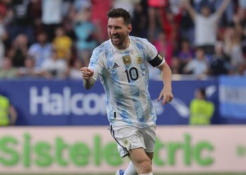 Con un “repoker” de un iluminado Messi, Argentina aplastó a Estonia