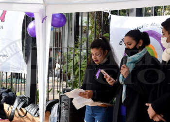 A 7 años del #NiUnaMenos, mujeres se movilizaron en la plaza 9 de Julio