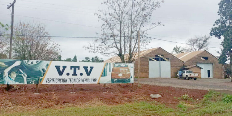 EN EL LÍMITE. Se encuentran sobre la ruta 12 en Hipólito Yrigoyen casi en el límite con Jardín América.