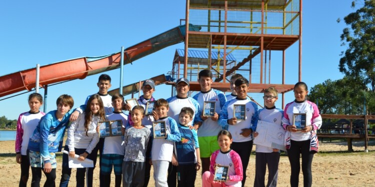 FINDE INOLVIDABLE. Parte de la delegación misionera que participó el finde del certamen. Hubo premios y distinciones./  Gentileza L.Burtnik