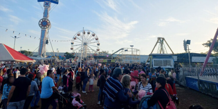 La niña se encontraba en el juego de los autos chocadores cuando habría recibido una descarga eléctrica. (Foto ilustrativa/Facebook).