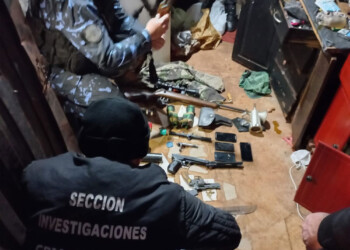 Allanan “aguantadero”, incautan armas y detienen a un hombre de 32 años