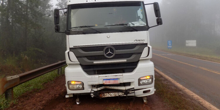 AVISO. La conductora de un camión brasileño fue la que embistió la motocicleta a la altura del paraje Tres de Mayo.