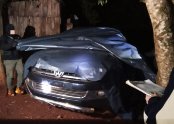 Recuperan camioneta robada y acondicionada para el narcotráfico en San Vicente