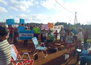 Oberá: vecinos del barrio Cien Hectáreas siguen firmes en no dejar sus viviendas