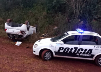 Evadió un retén policial y despistó con 200 kilos de marihuana