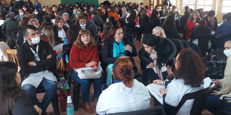 AMPLIA CONCURRENCIA. Asistieron al taller docentes primarios de Posadas, Garupá  y alrededores.