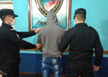 Atraparon a tres jóvenes por el incendio de una casa en Panambí