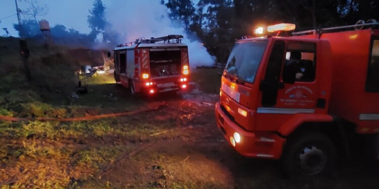 Un incendio consumió totalmente una vivienda en Panambí