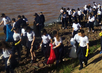 Realizan hoy la tradicional limpieza en la costanera de Posadas