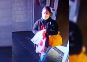 Robó en un supermercado pero cayó antes de llegar a su casa