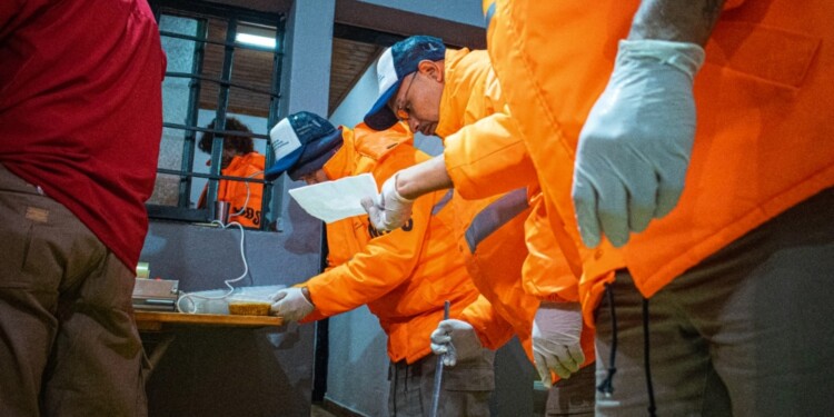 Operativo en Red: durante el frío, asisten a las personas vulnerables y necesitadas