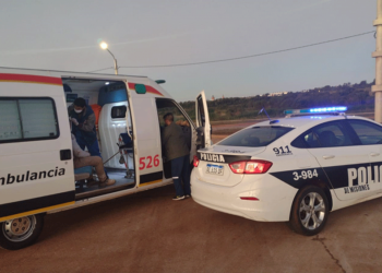 Compartían tragos, “se desconocieron” y terminaron apuñalados