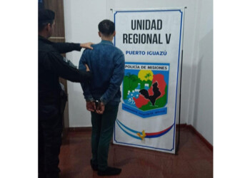 Golpeó a una mujer de 71 años con una piedra en la terminal de Puerto Iguazú