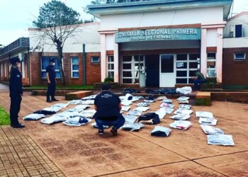 Decomisaron ropa de contrabando por casi medio millón de pesos