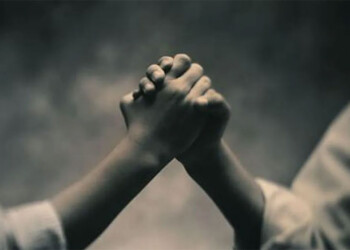 Economía vs política, nuestro editorial de hoy