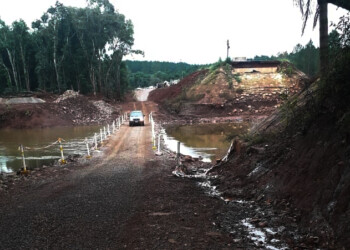 Reactivan la circulación de vehículos pesados por el puente del arroyo Pindaytí