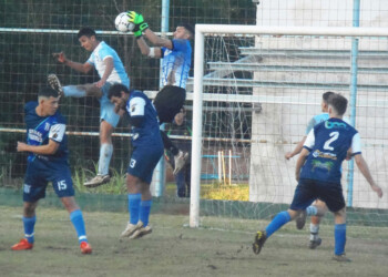 Fútbol provincial: Nacional y Atlético Oberá pican en punta
