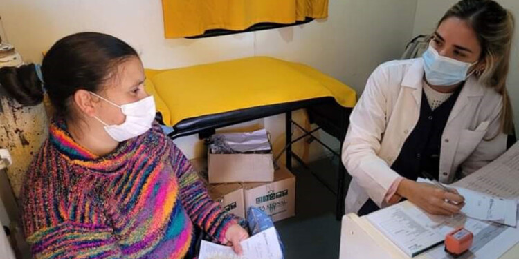 BRINDAR RESPUESTA. Los operativos móviles buscan acercar la atención sanitaria a los lugares más distantes.